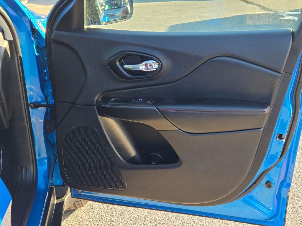 used 2022 Jeep Cherokee car, priced at $26,765