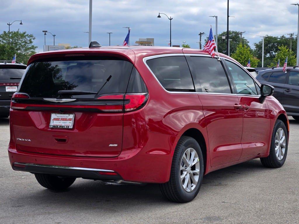 new 2026 Chrysler Pacifica car, priced at $42,527