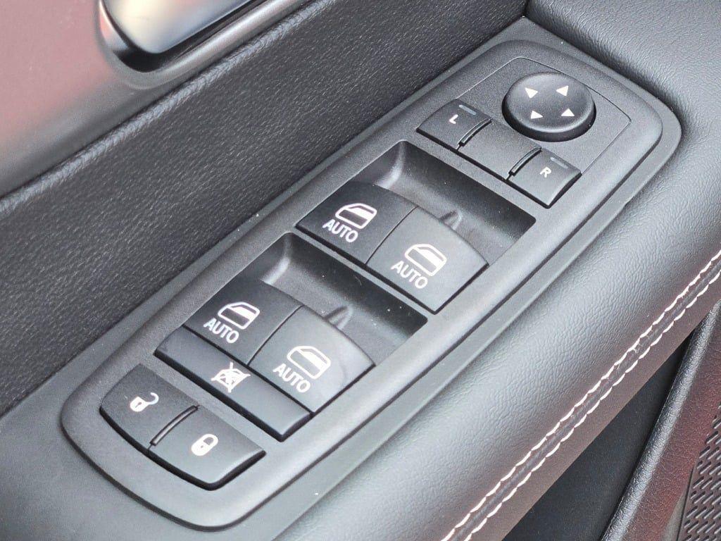 new 2026 Chrysler Pacifica car, priced at $42,527