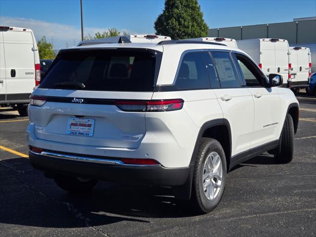 new 2025 Jeep Grand Cherokee car, priced at $40,505