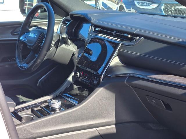 new 2025 Jeep Grand Cherokee car, priced at $57,345