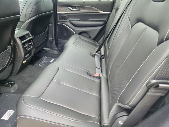 new 2025 Jeep Grand Cherokee car, priced at $50,840