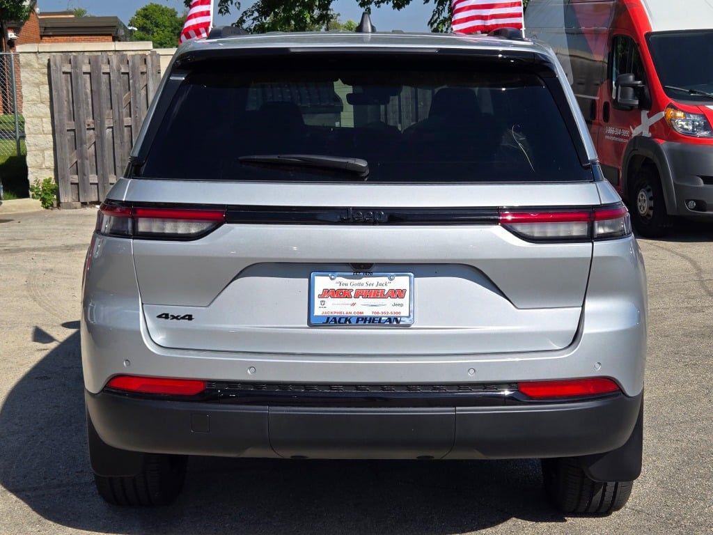 new 2025 Jeep Grand Cherokee car, priced at $41,829