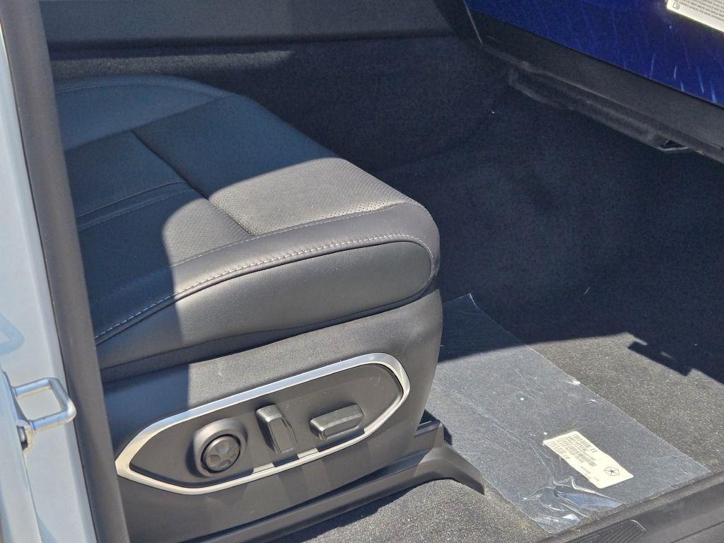 new 2025 Jeep Wagoneer car, priced at $73,977
