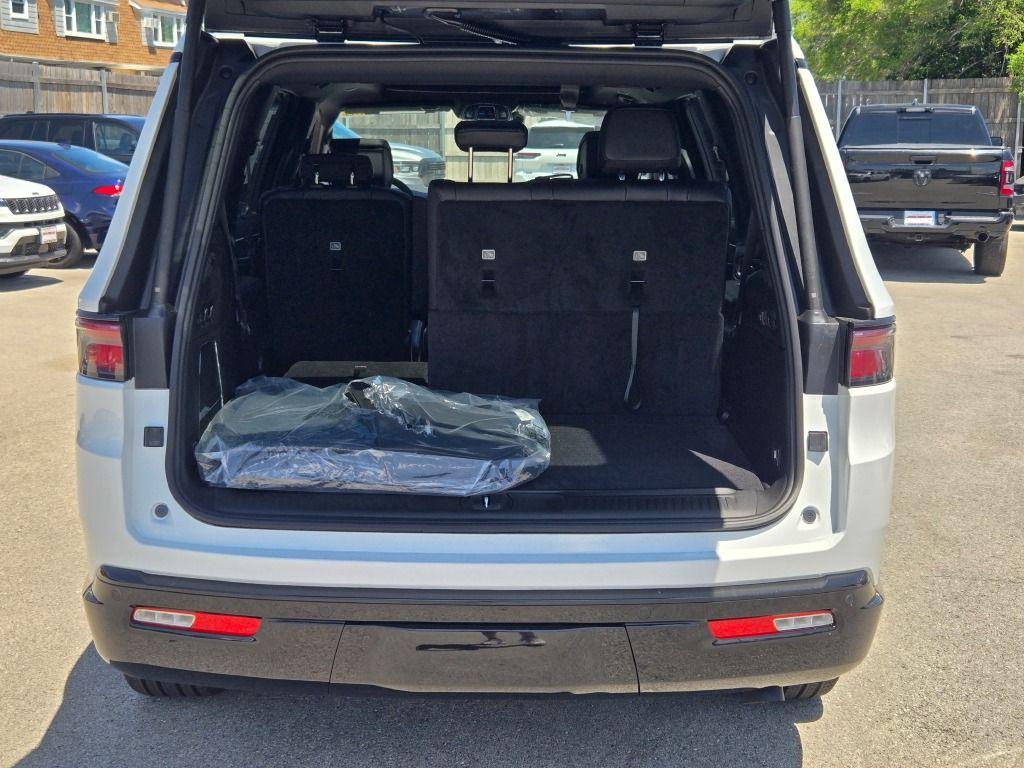 new 2025 Jeep Wagoneer car, priced at $73,977