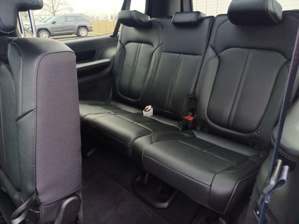 new 2024 Jeep Grand Wagoneer L car, priced at $83,630