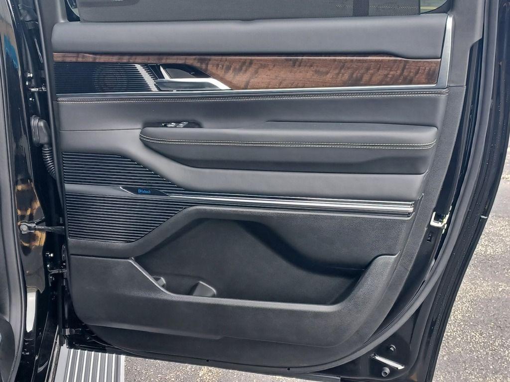 new 2024 Jeep Grand Wagoneer L car, priced at $83,630