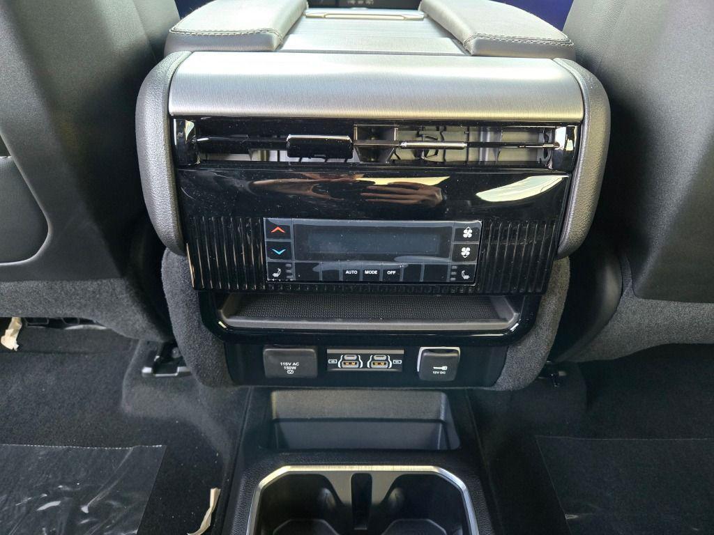 new 2025 Jeep Wagoneer car, priced at $73,221