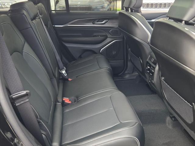 new 2025 Jeep Grand Cherokee car, priced at $59,711