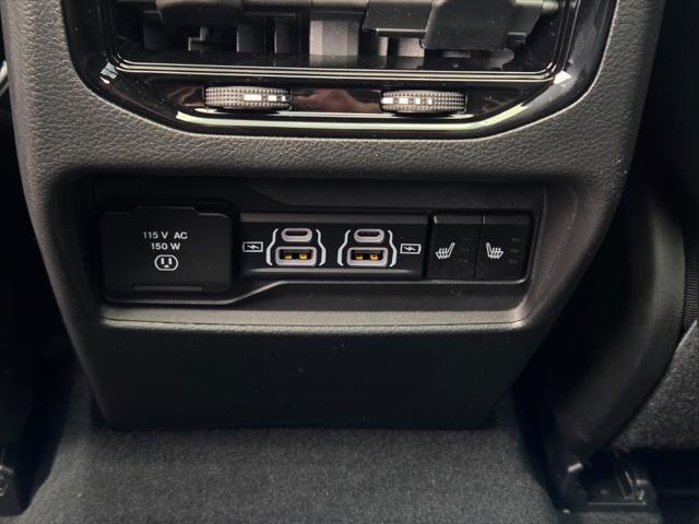 new 2025 Jeep Grand Cherokee car, priced at $59,211