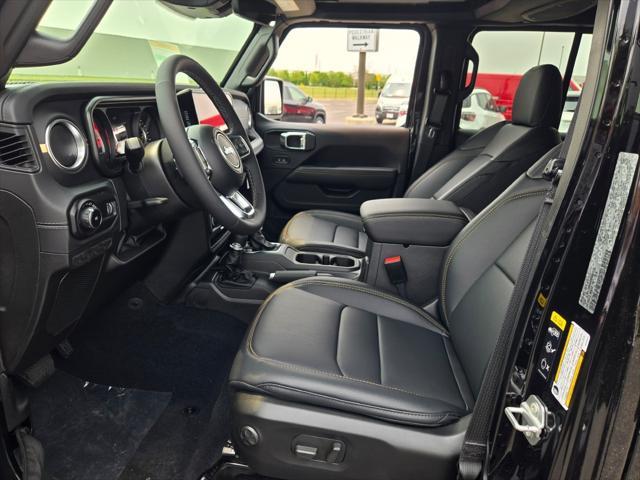 new 2025 Jeep Wrangler car, priced at $53,640