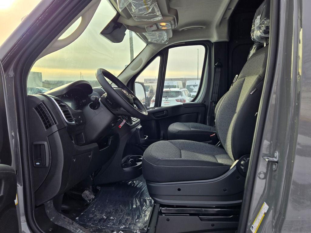 new 2025 Ram ProMaster 2500 car, priced at $52,377