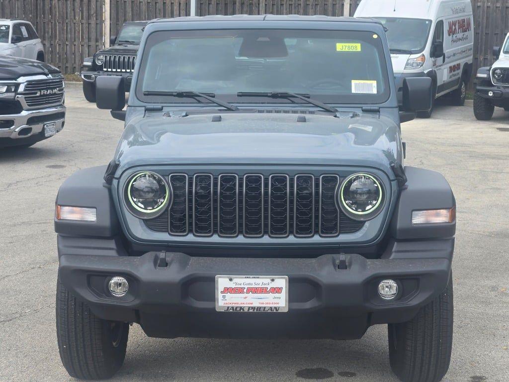 new 2025 Jeep Wrangler car, priced at $45,587