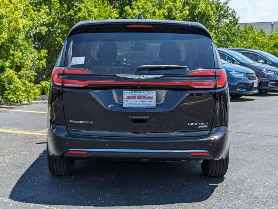 new 2024 Chrysler Pacifica car, priced at $46,780