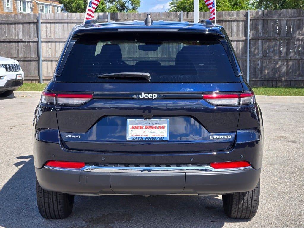 used 2024 Jeep Grand Cherokee car, priced at $35,292