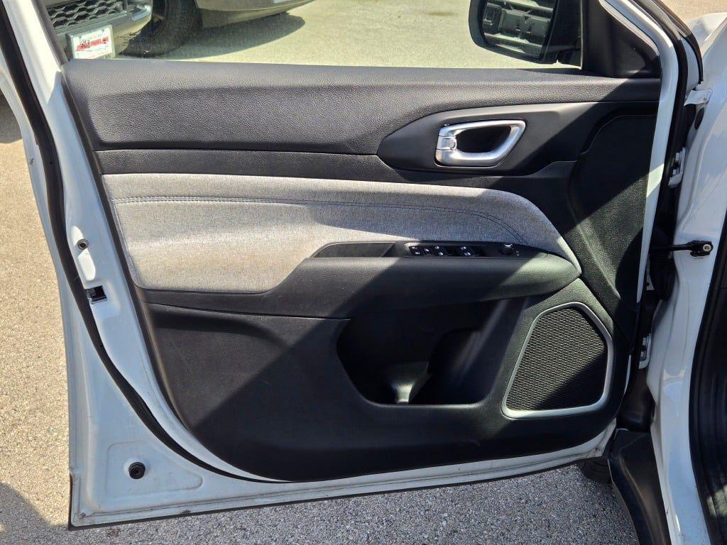 used 2024 Jeep Compass car, priced at $23,033