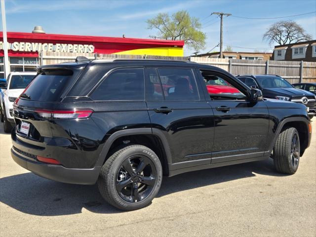 new 2025 Jeep Grand Cherokee car, priced at $42,175