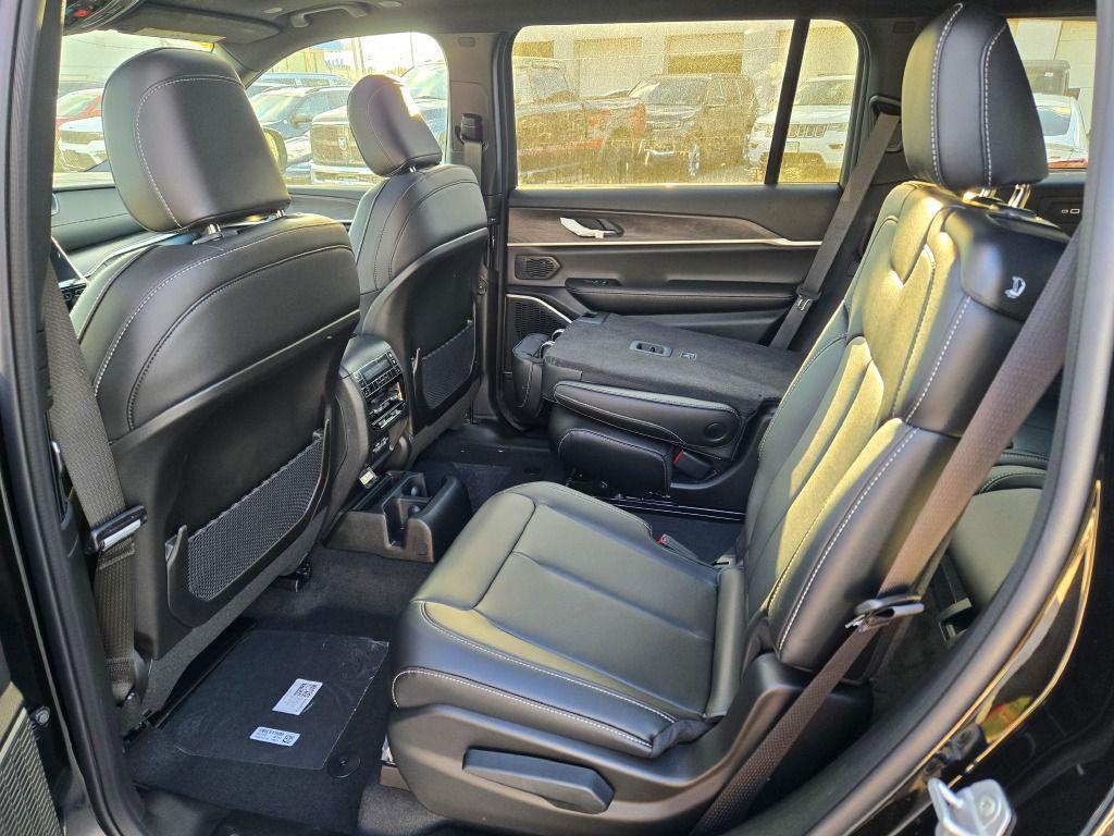 new 2025 Jeep Grand Cherokee L car, priced at $46,649