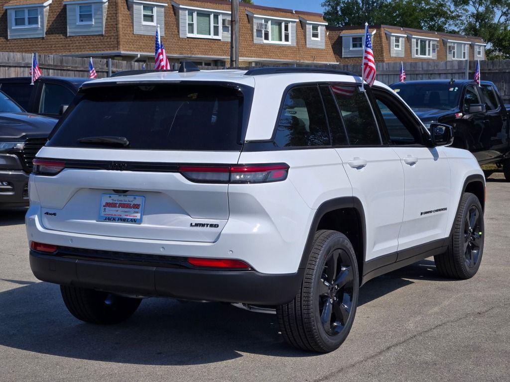 new 2025 Jeep Grand Cherokee car, priced at $46,338