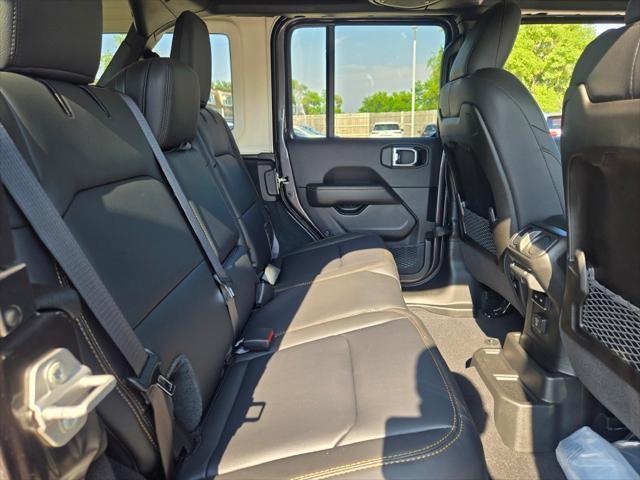 new 2025 Jeep Wrangler car, priced at $53,322