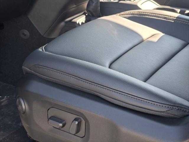 new 2025 Jeep Wrangler car, priced at $53,322