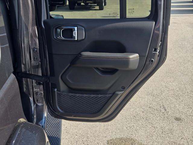 new 2025 Jeep Wrangler car, priced at $53,322