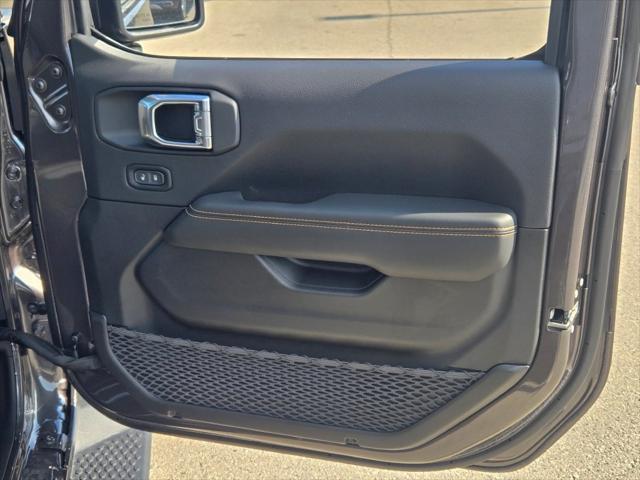 new 2025 Jeep Wrangler car, priced at $53,322