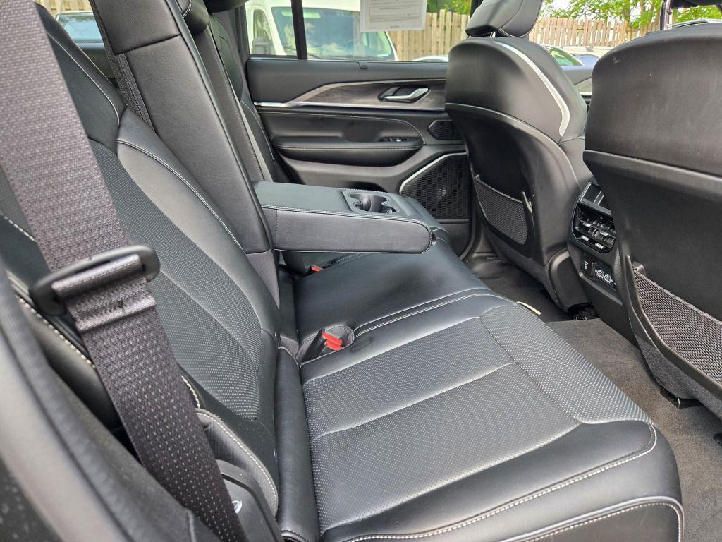 used 2024 Jeep Grand Cherokee car, priced at $48,995