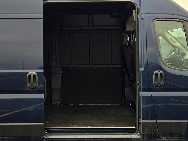 new 2025 Ram ProMaster 2500 car, priced at $53,597