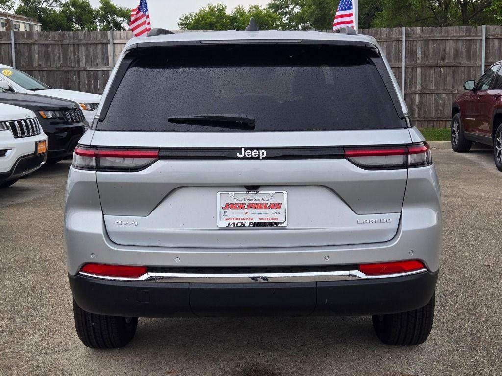 new 2025 Jeep Grand Cherokee car, priced at $37,664