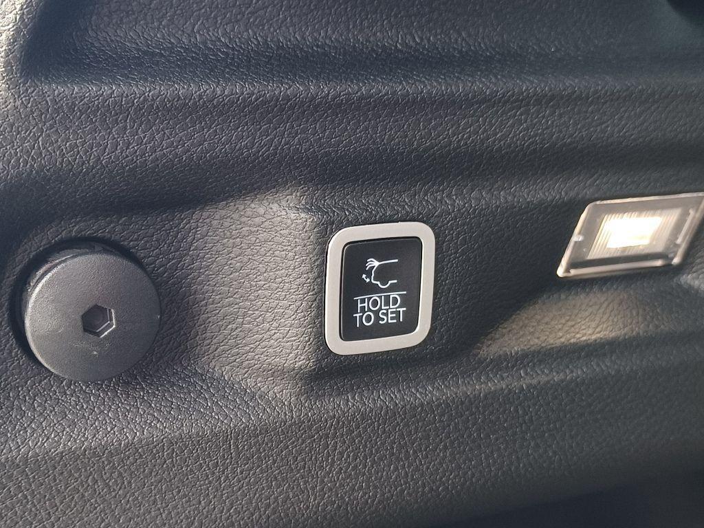 new 2024 Jeep Grand Cherokee L car, priced at $46,860