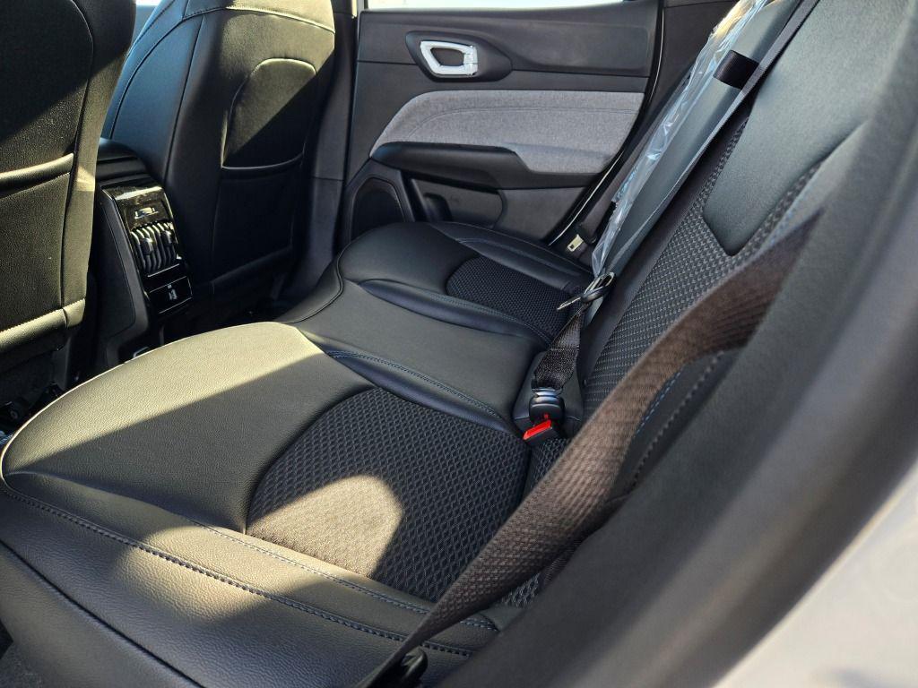 new 2025 Jeep Compass car, priced at $27,440