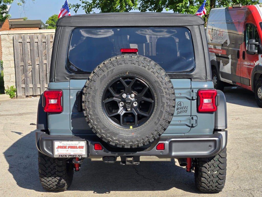 new 2025 Jeep Wrangler car, priced at $46,170