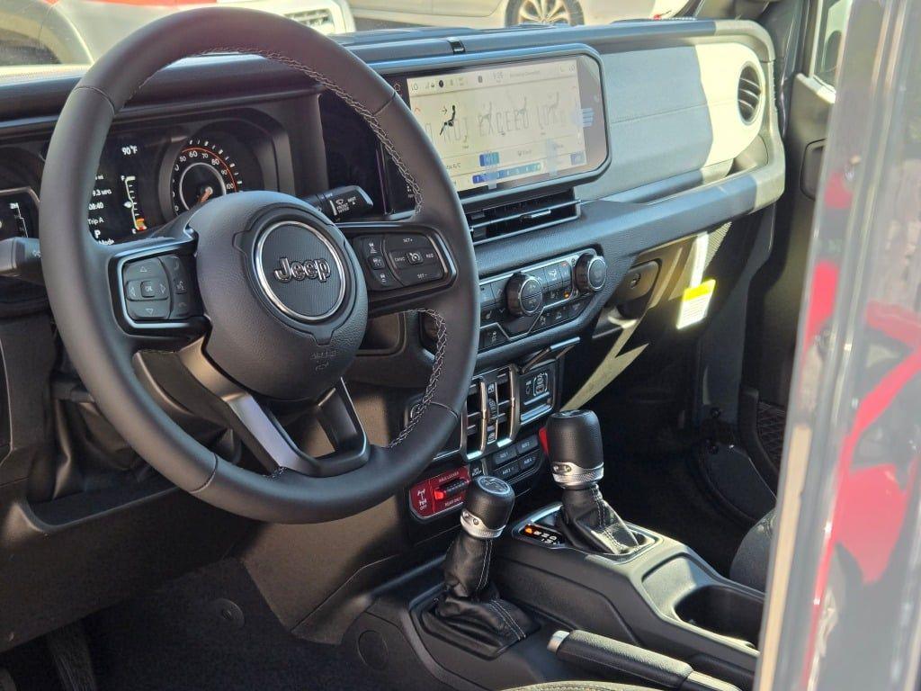 new 2025 Jeep Wrangler car, priced at $46,170