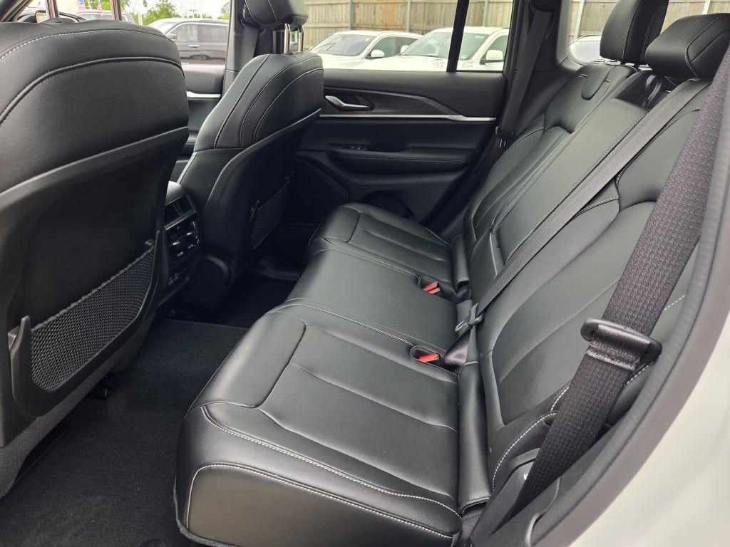 used 2024 Jeep Grand Cherokee car, priced at $38,889