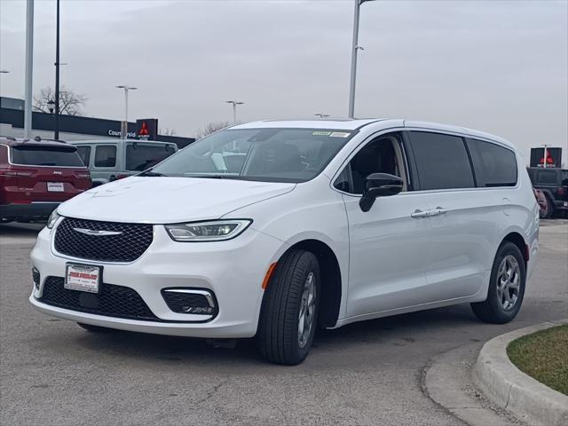 new 2024 Chrysler Pacifica car, priced at $40,175