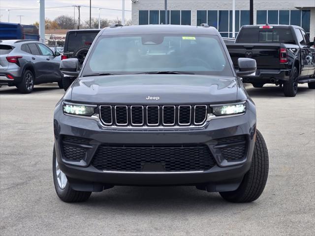 new 2025 Jeep Grand Cherokee car, priced at $38,590