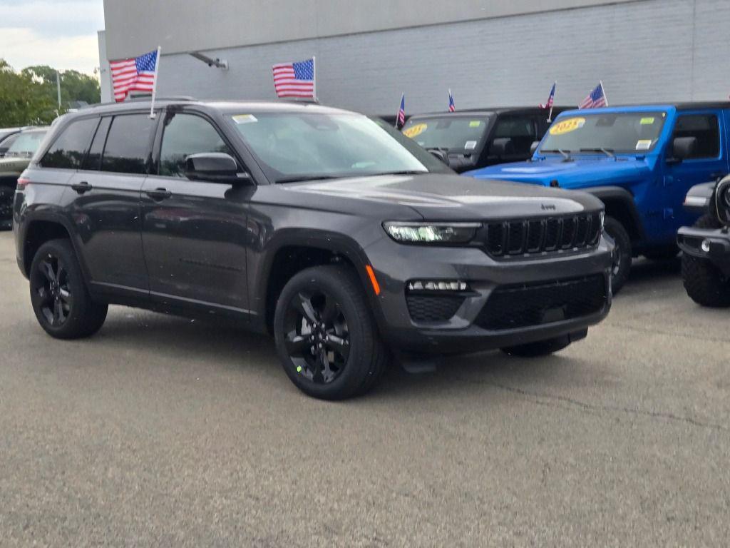 new 2025 Jeep Grand Cherokee car, priced at $45,841