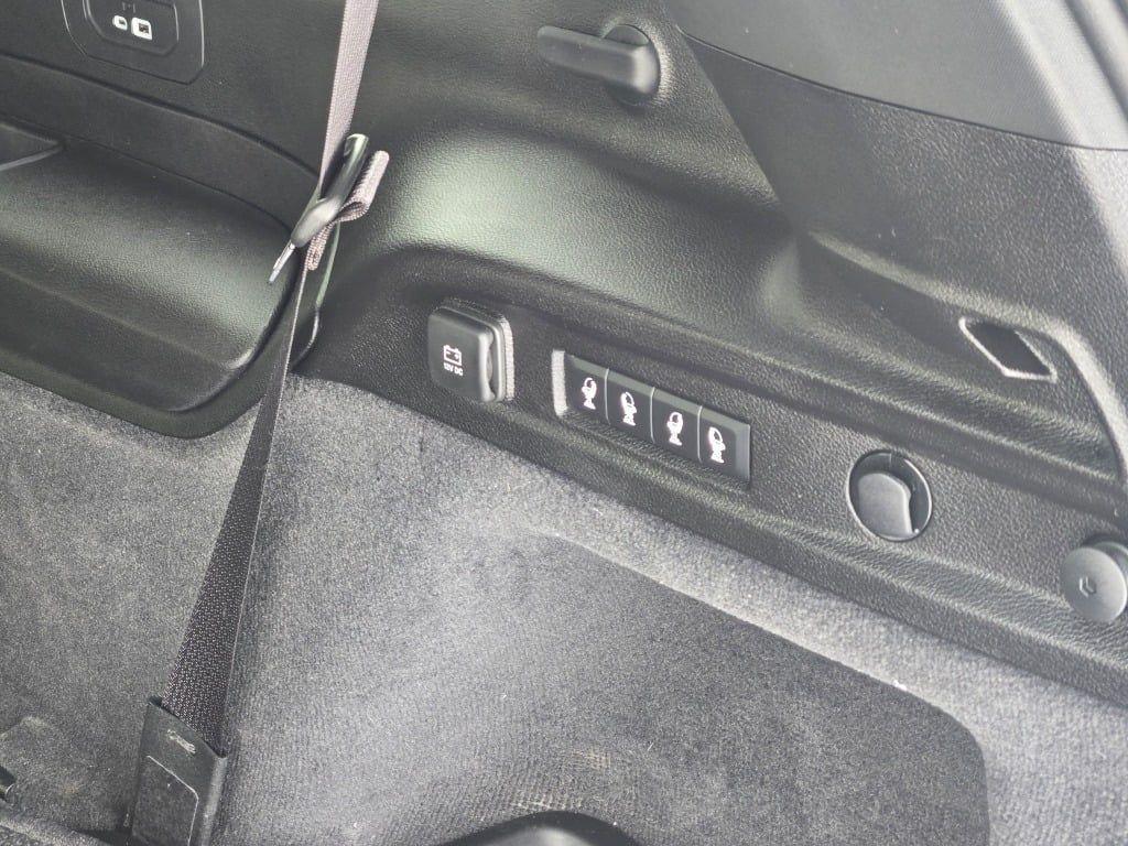used 2021 Jeep Grand Cherokee L car, priced at $38,595