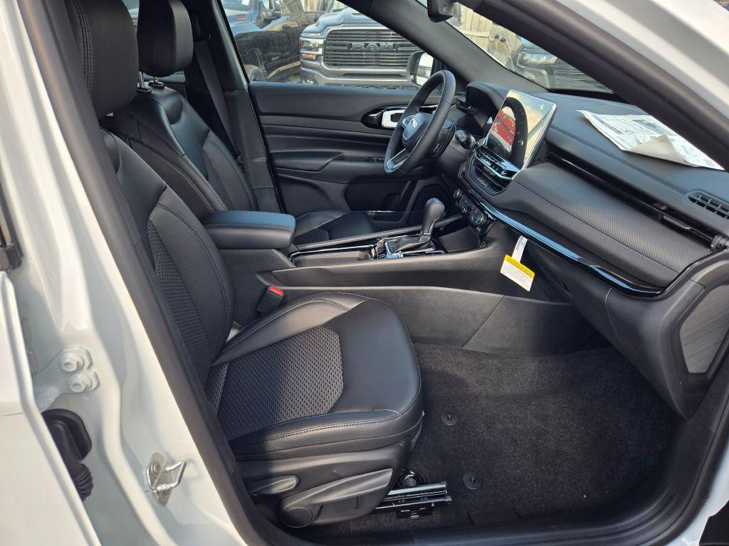 new 2026 Jeep Compass car, priced at $37,740