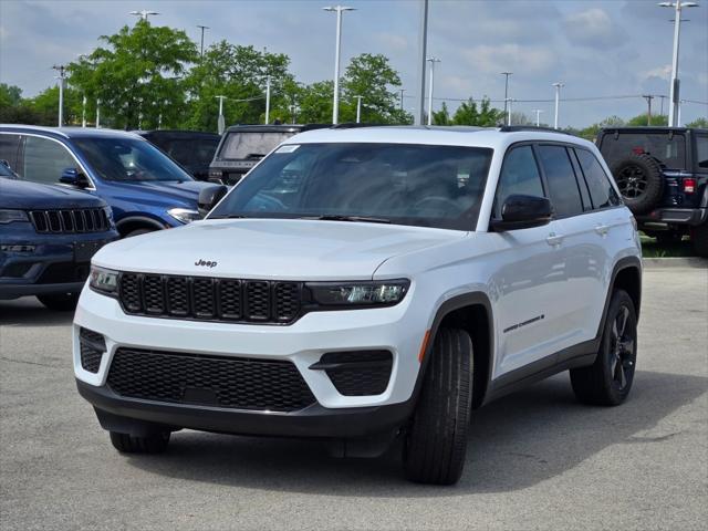 new 2025 Jeep Grand Cherokee car, priced at $40,555