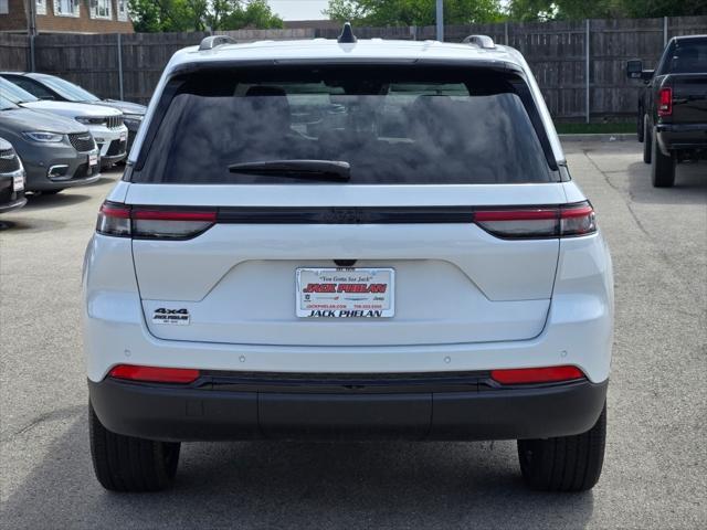 new 2025 Jeep Grand Cherokee car, priced at $40,555