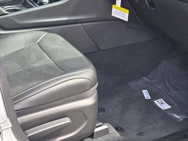 new 2025 Jeep Grand Cherokee car, priced at $41,555