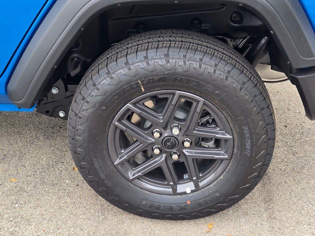 new 2025 Jeep Wrangler car, priced at $45,487