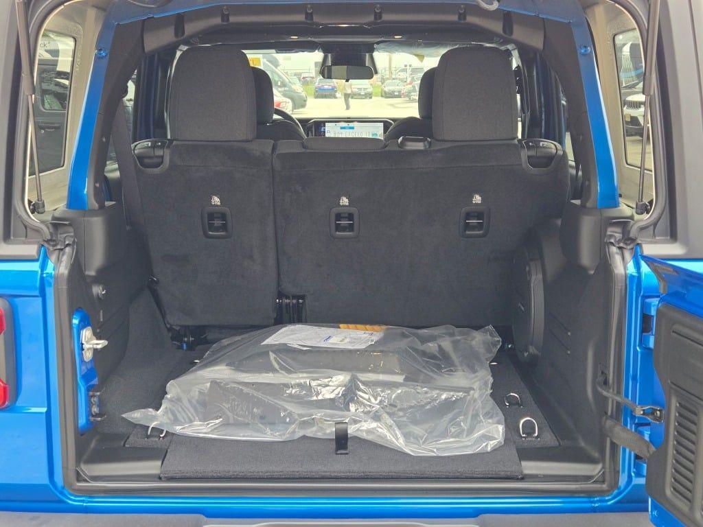 new 2025 Jeep Wrangler car, priced at $45,487