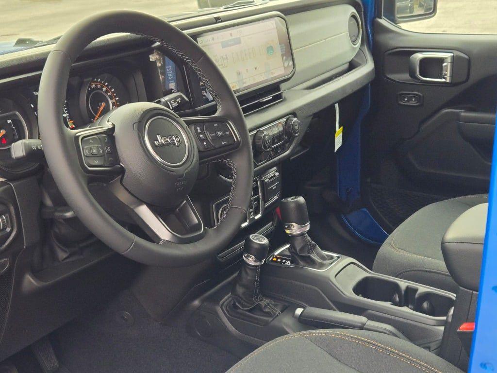 new 2025 Jeep Wrangler car, priced at $45,487