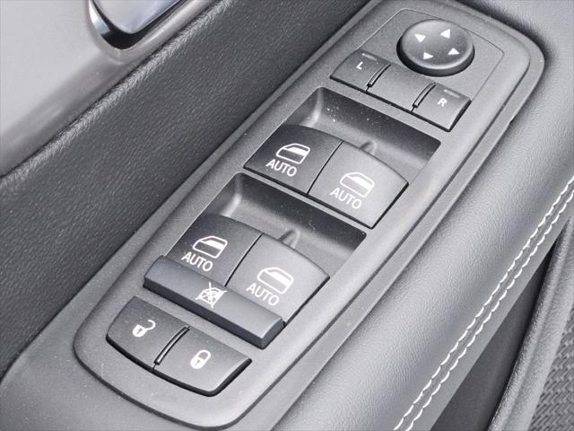 new 2025 Chrysler Pacifica car, priced at $41,532