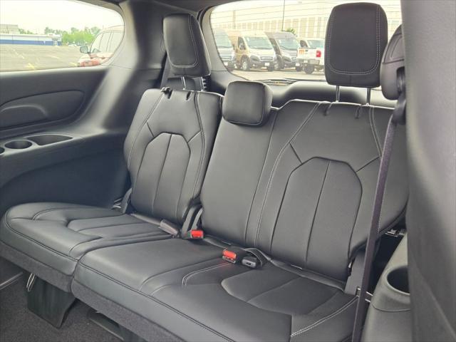 new 2025 Chrysler Pacifica car, priced at $41,532