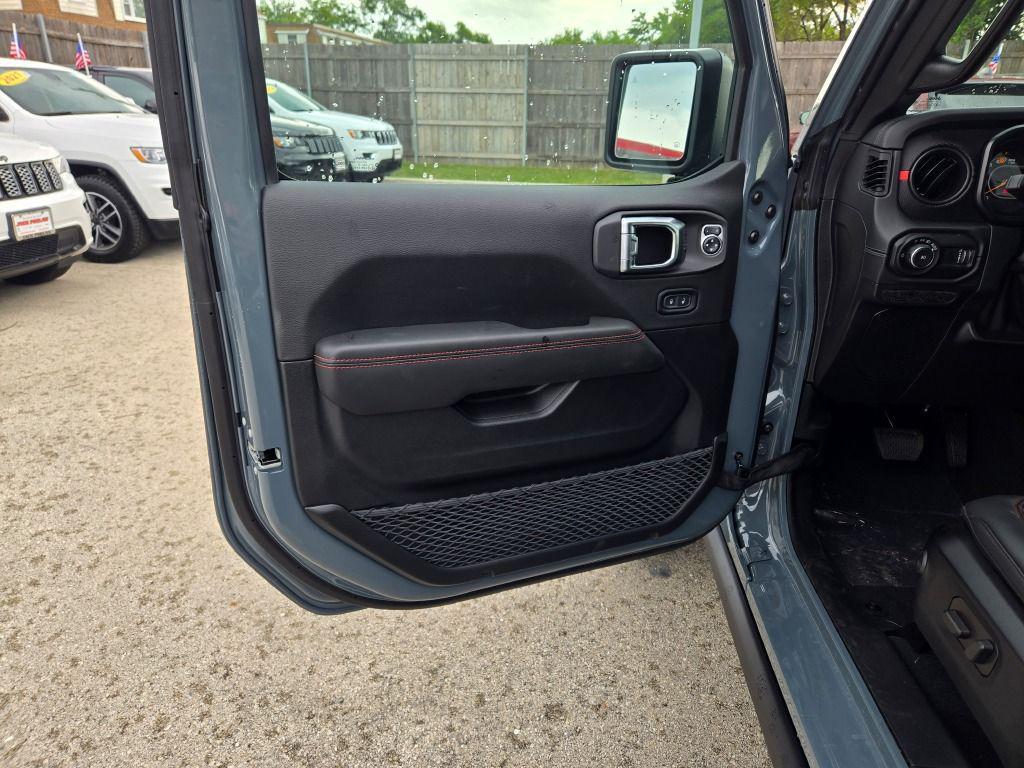 new 2025 Jeep Wrangler car, priced at $59,655