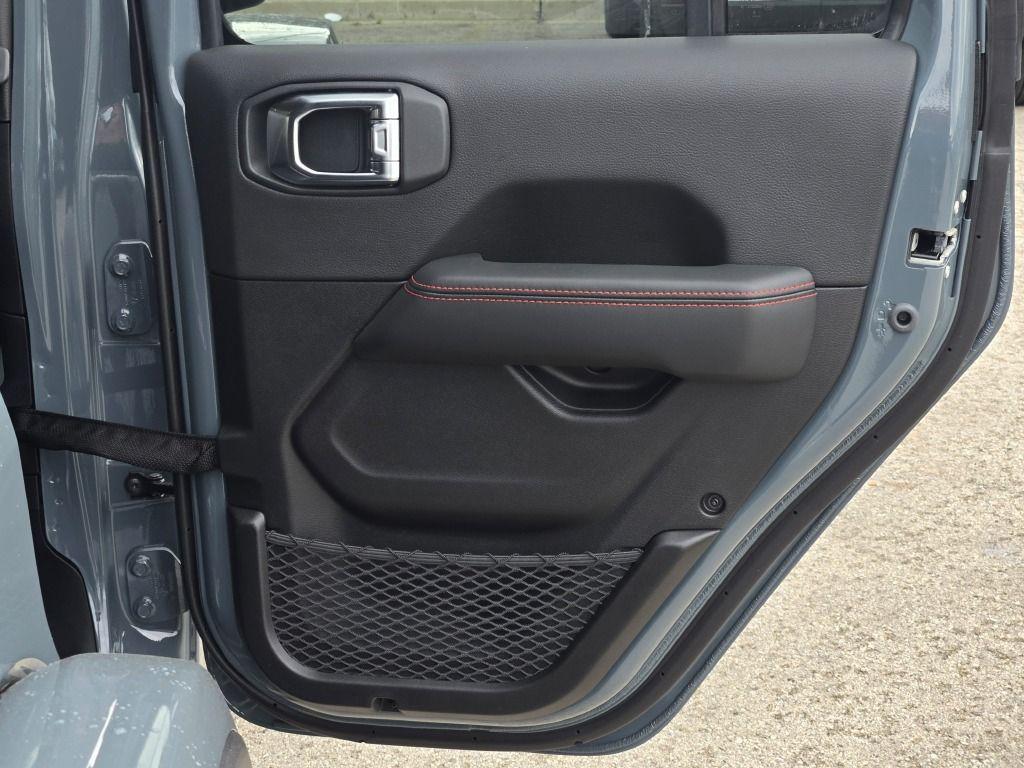 new 2025 Jeep Wrangler car, priced at $59,655